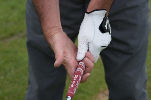 How To Grip A Golf Club